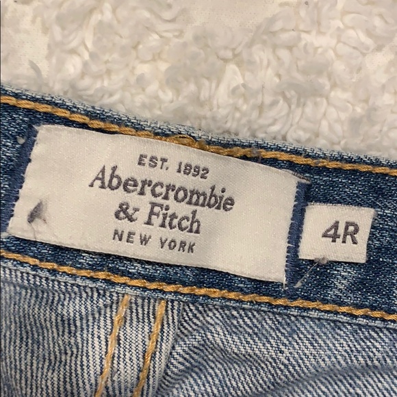 Abercrombie & Fitch | ripped jeans - Picture 2 of 6
